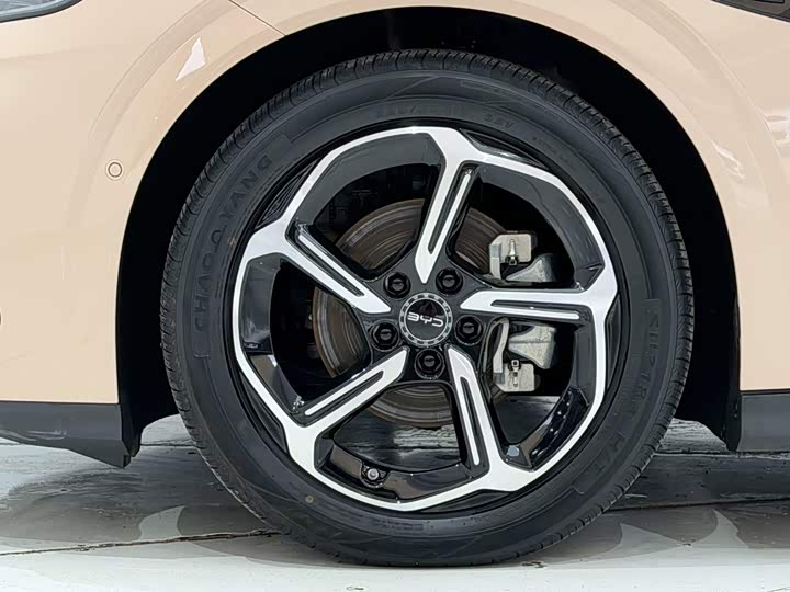 BYD Seal 06 GT, 2025 — фото 5 из 9