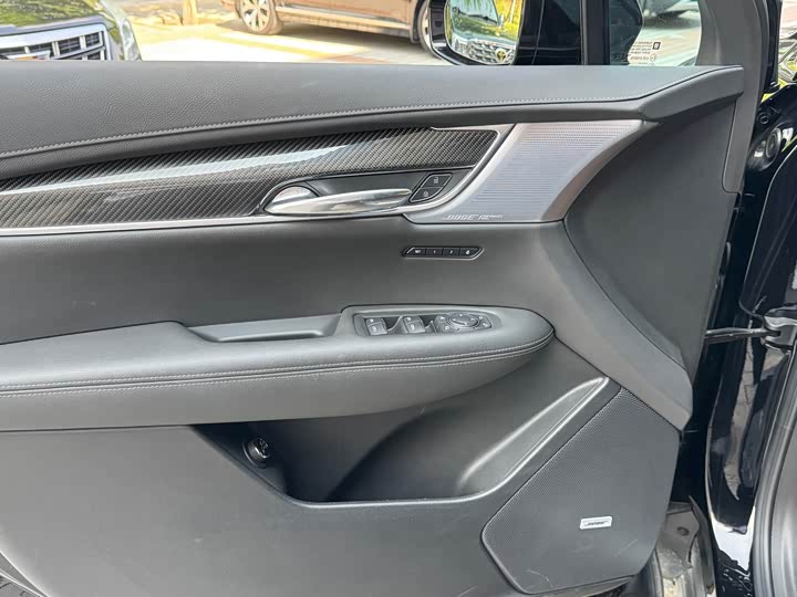Cadillac XT6, 2024 — фото 6 из 9