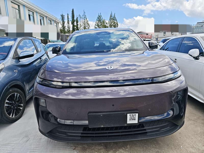 Leapmotor B10, 2025 — фото 2 из 6