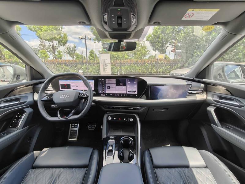 Audi Q5L, 2025 — фото 7 из 12