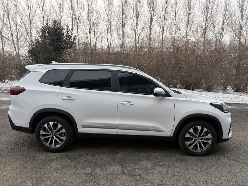 Chery Tiggo 8, 2023 — фото 4 из 12