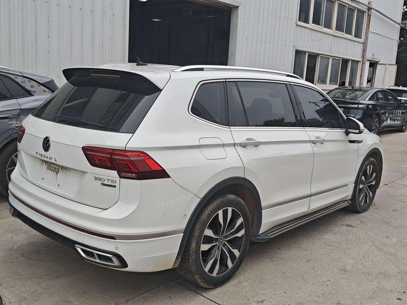 Volkswagen Tiguan L Pro, 2023 — фото 6 из 9