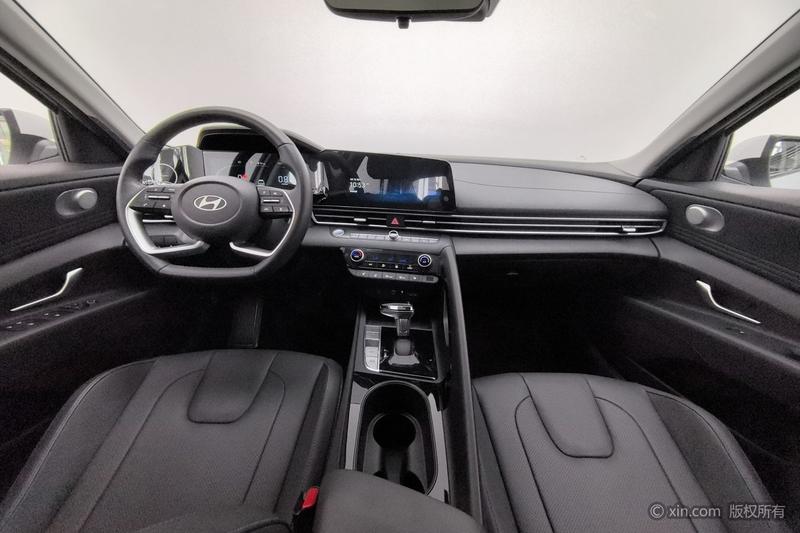 Hyundai Elantra N line, 2024 — фото 8 из 12