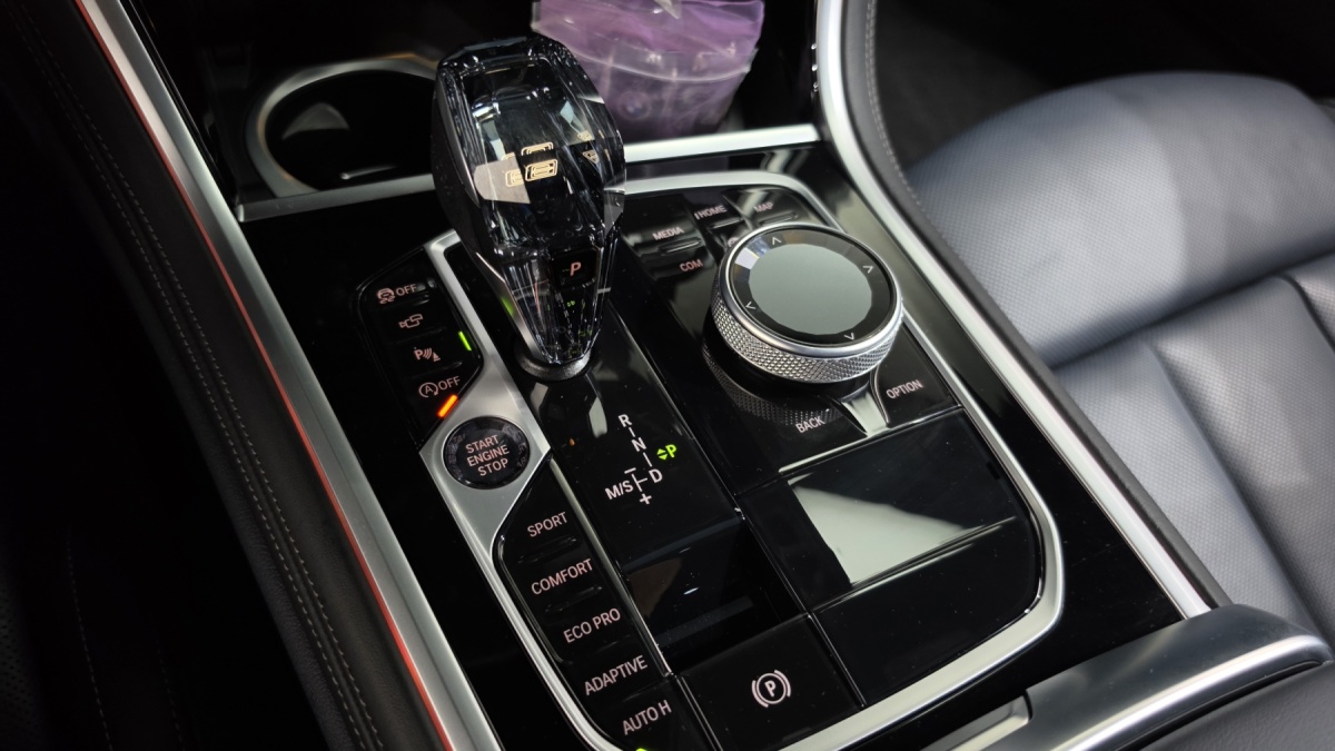 BMW 8 Series, 2023 — фото 8 из 12