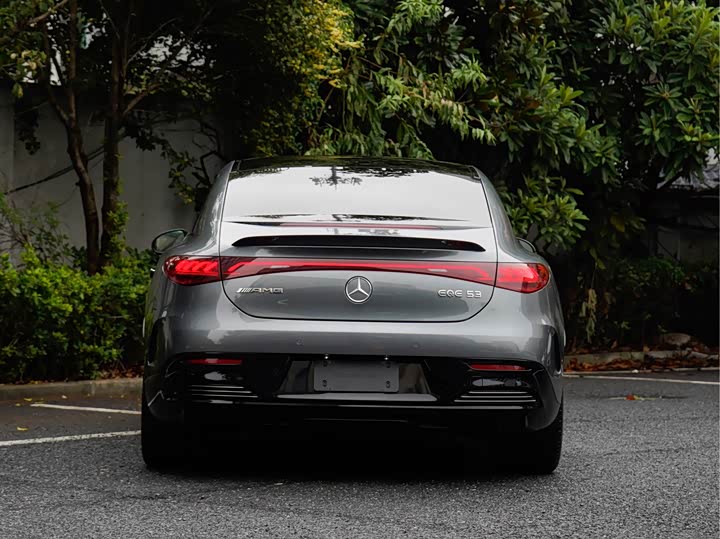 Mercedes-Benz EQE AMG, 2024 — фото 5 из 9