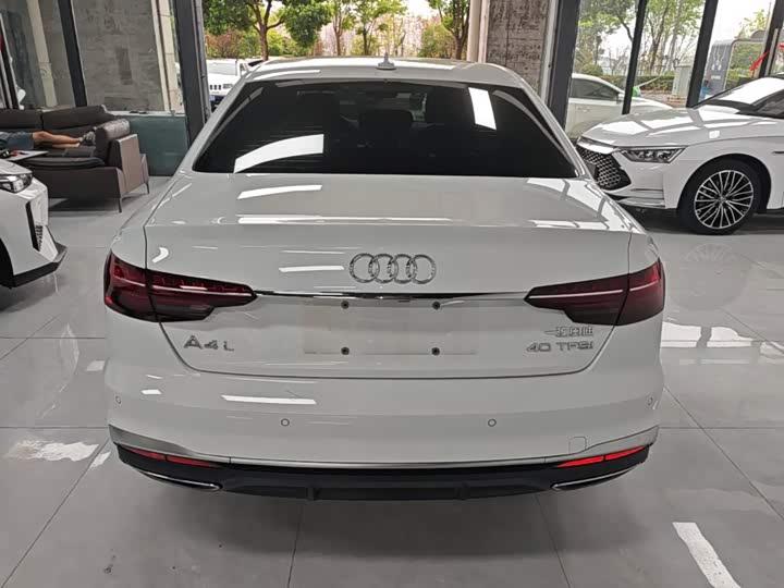 Audi A4L, 2024 — фото 6 из 9