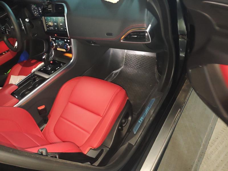 Jaguar XE L, 2025 — фото 8 из 12