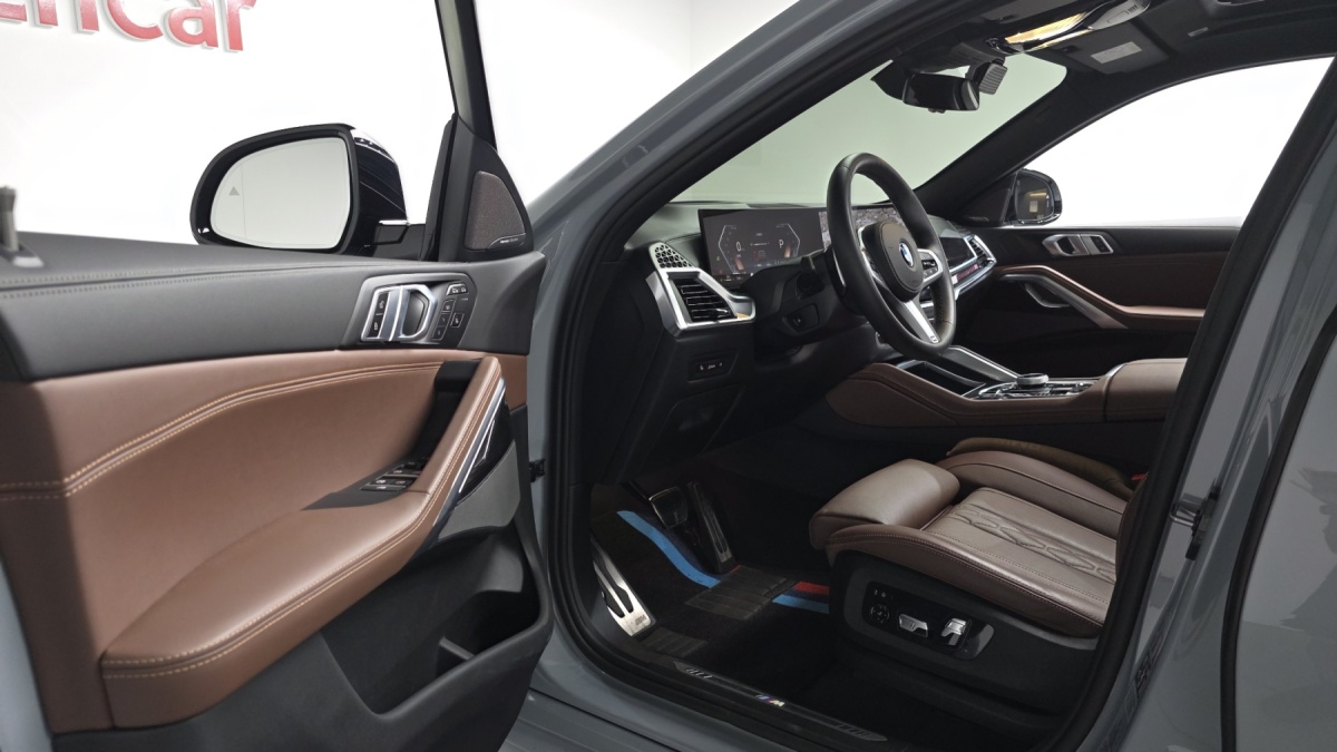 BMW X6, 2023 — фото 10 из 12