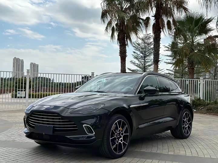Aston Martin DBX, 2021 — купить в Костроме под ключ