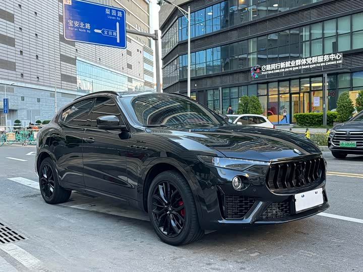 Maserati Levante, 2021 — фото 3 из 9
