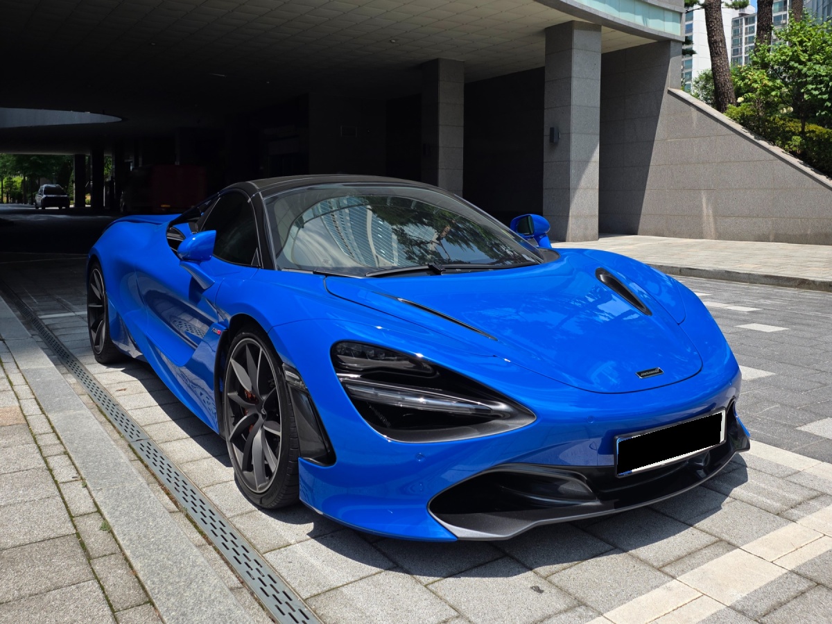 McLaren 720S, 2022 — фото 2 из 12
