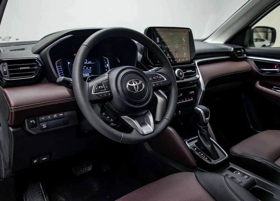Toyota Urban Cruiser, 2026 — фото 9 из 10