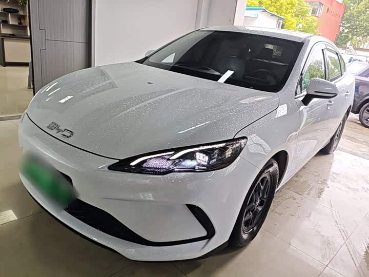 BYD Seal 05 DM-i Hybrid, 2025 — фото 2 из 9