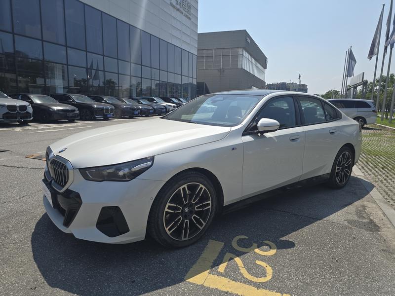 BMW 5 Series, 2024 — купить в Саранске под ключ