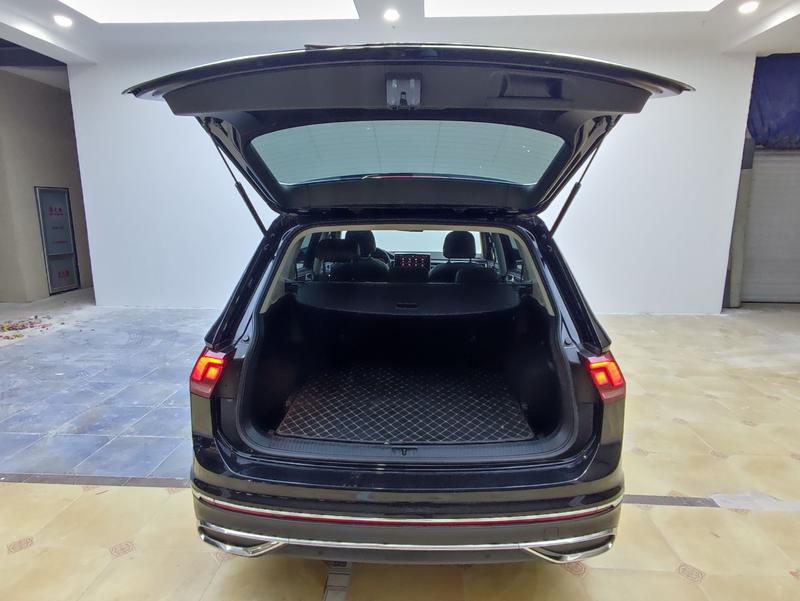 Volkswagen Tiguan L Pro, 2022 — фото 12 из 12