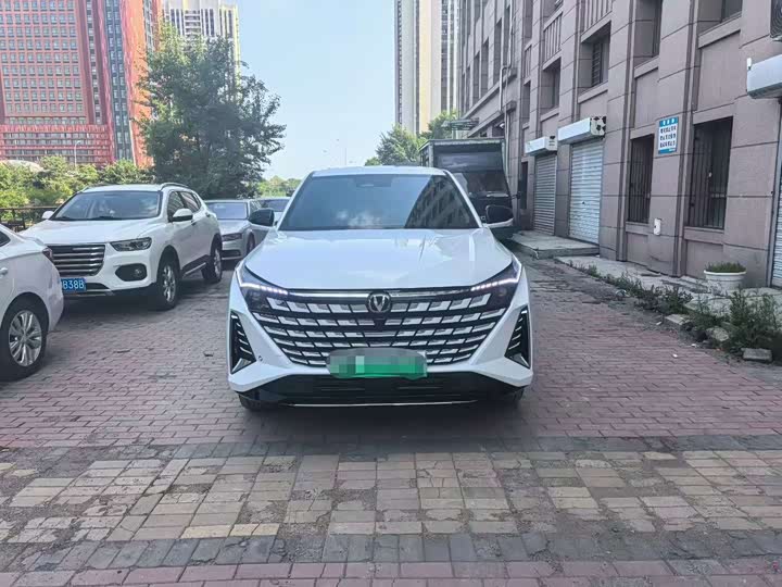 Changan UNI-Z Hybrid, 2024 — фото 2 из 9