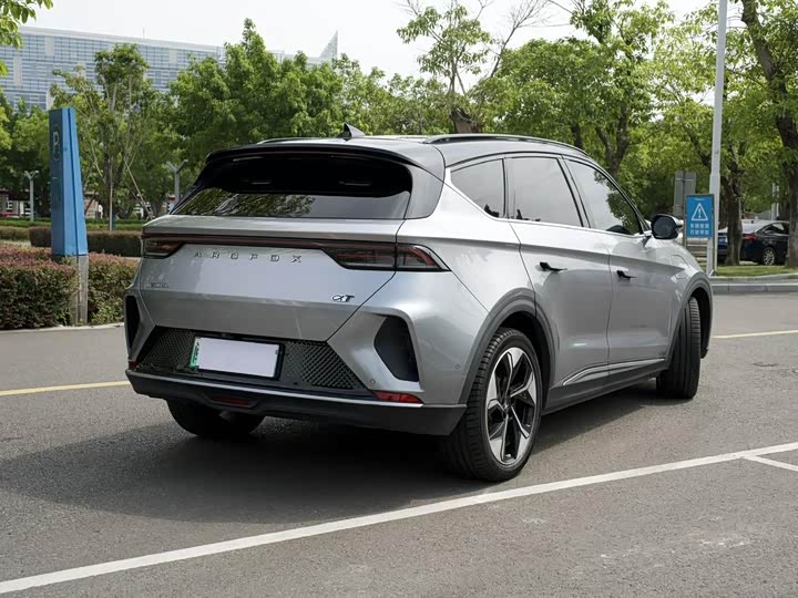 BAIC Arcfox Alpha T, 2022 — фото 3 из 9