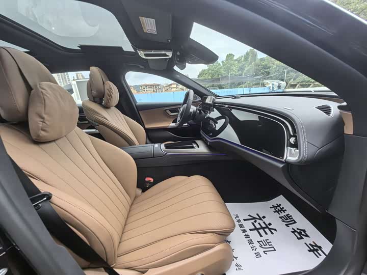 Mercedes-Benz E-Class, 2025 — фото 6 из 9