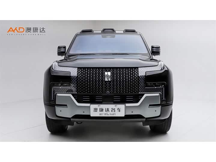 BYD Yangwang U8, 2024 — фото 2 из 9
