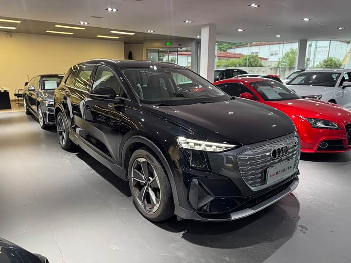 Audi Q5 e-tron, 2024 — фото 3 из 9
