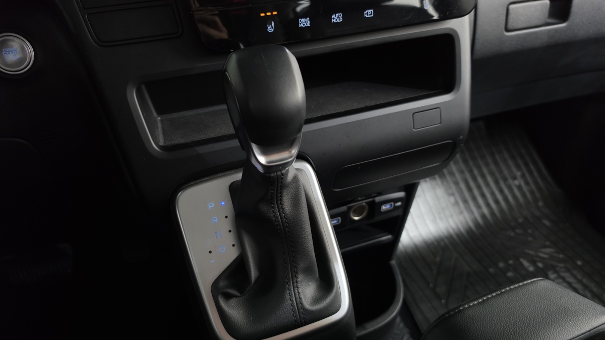 Hyundai Staria, 2022 — фото 8 из 12