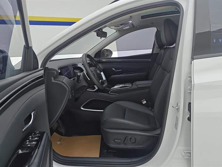 Hyundai Tucson L, 2022 — фото 9 из 9