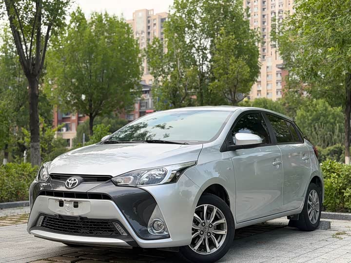 Toyota Yaris L Hatchback, 2022 — купить в Перми под ключ