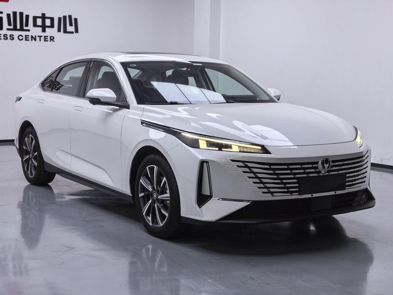 Changan Eado Plus, 2024 — фото 3 из 12