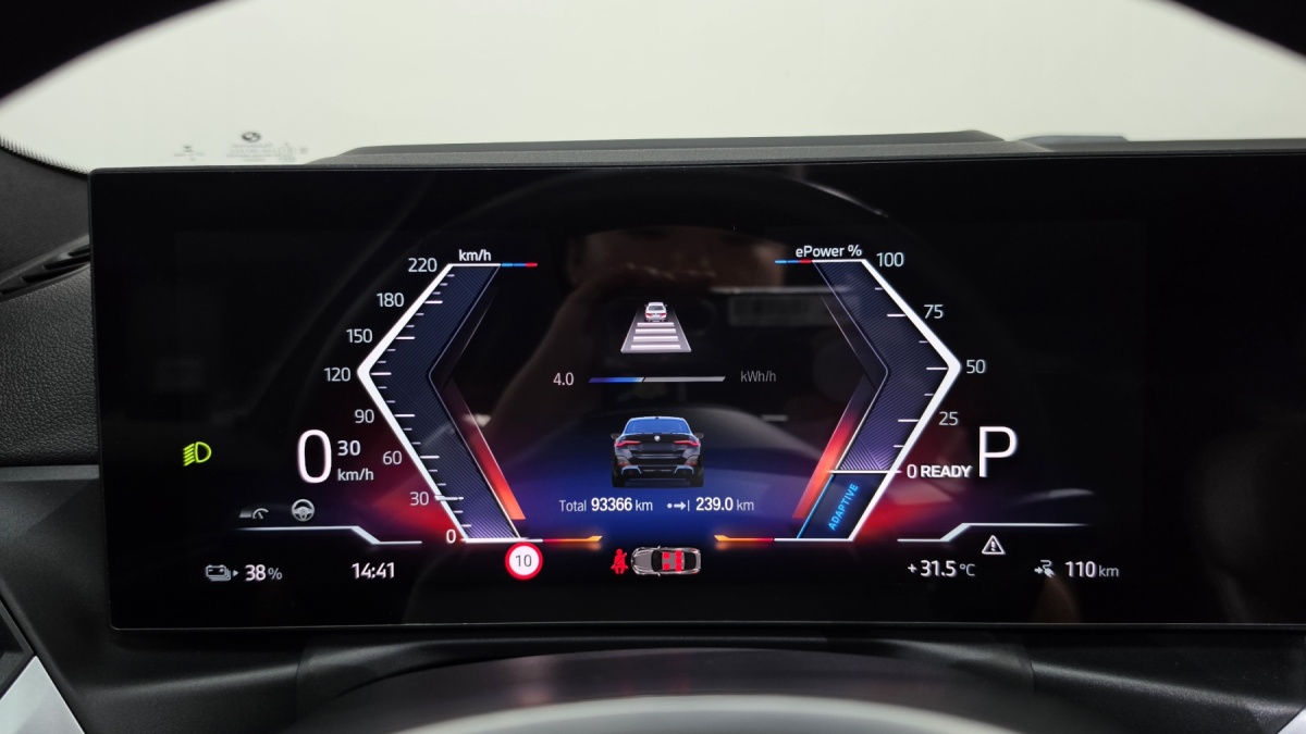 BMW i4, 2022 — фото 7 из 12