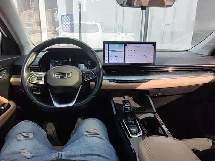 Geely Emgrand L Hi·P Hybrid, 2023 — фото 6 из 9