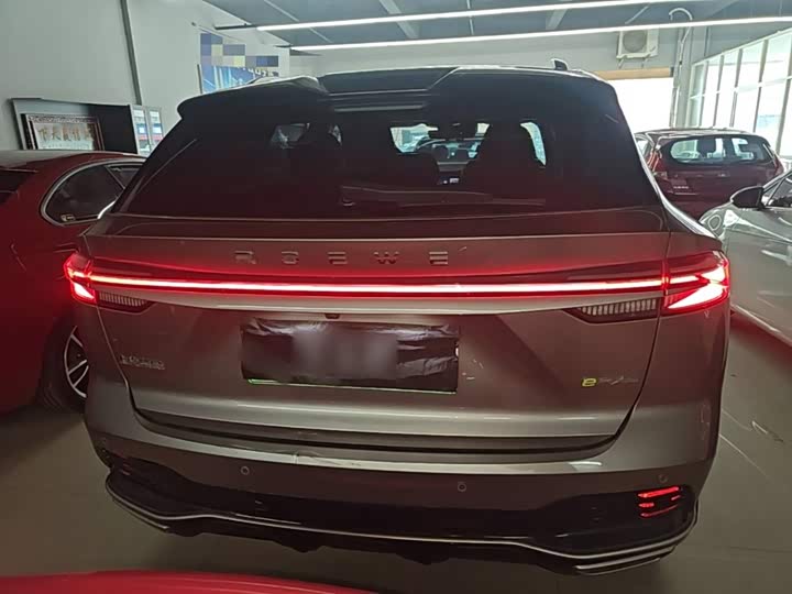 Roewe RX5 Hybrid, 2023 — фото 6 из 9