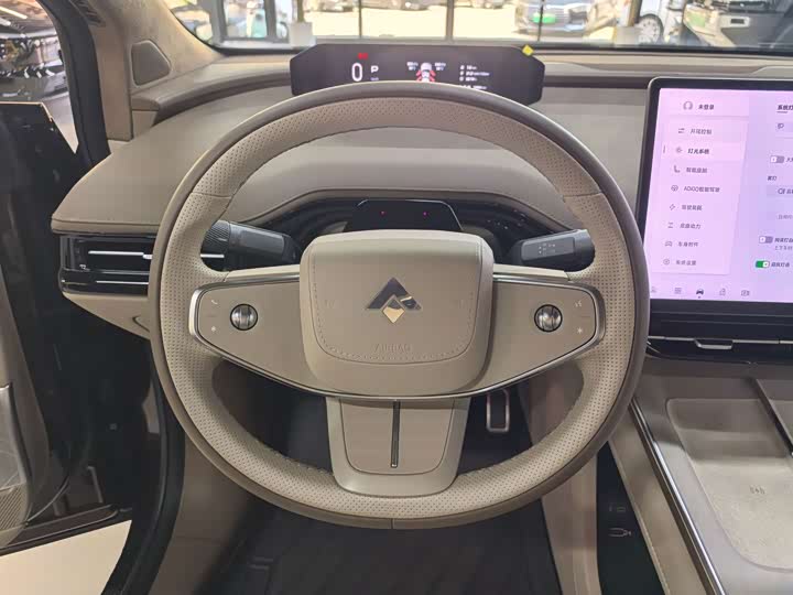GAC Hyptec HT, 2025 — фото 8 из 9