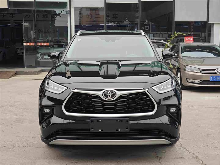 Toyota Highlander, 2022 — фото 2 из 7