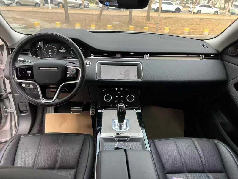 Land Rover Range Rover Evoque L, 2022 — фото 6 из 9