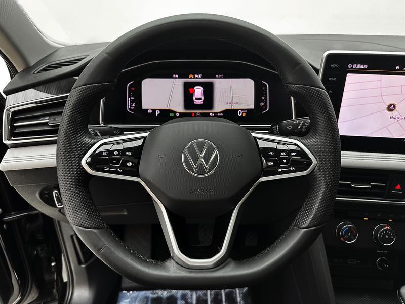 Volkswagen Tiguan L Pro, 2023 — фото 12 из 12