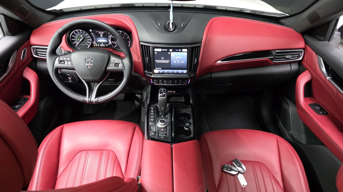 Maserati Levante, 2021 — фото 6 из 12