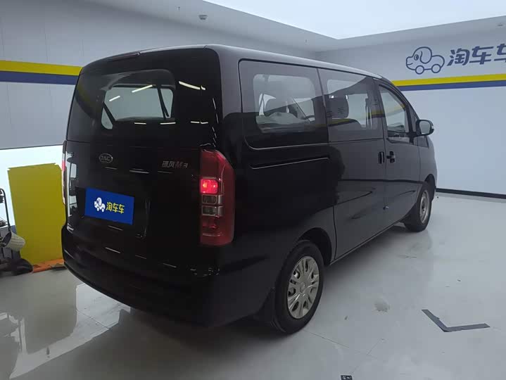 JAC Refine M3, 2026 — фото 3 из 9