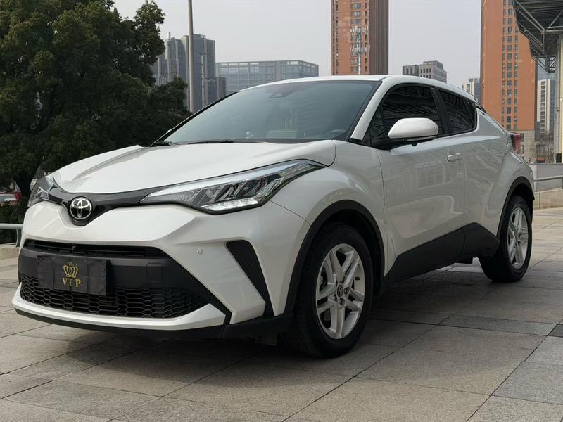 Toyota C-HR, 2022 — купить в Санкт-Петербурге под ключ