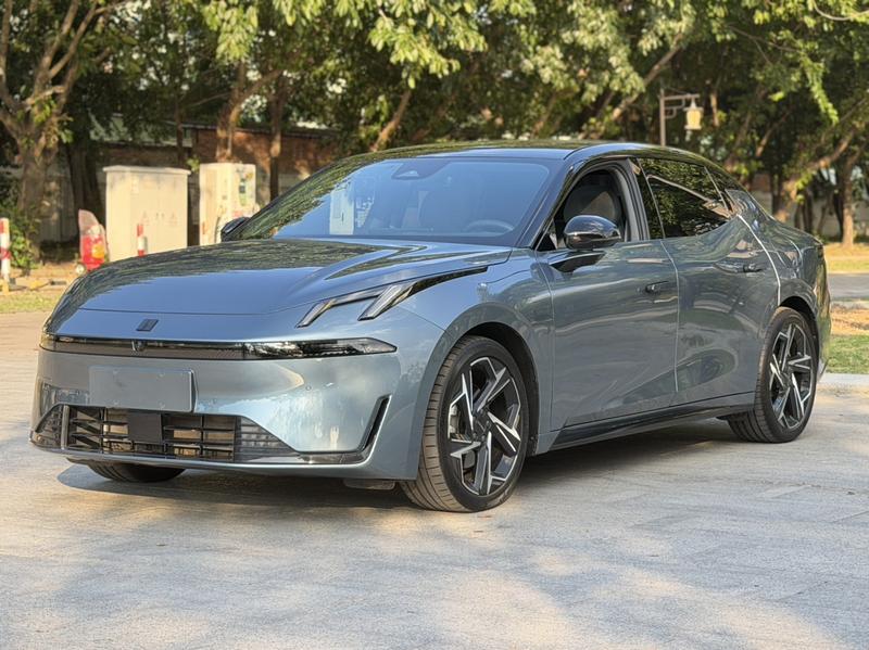 Lynk & Co 07 EM-P Hybrid, 2024 — купить в Санкт-Петербурге под ключ