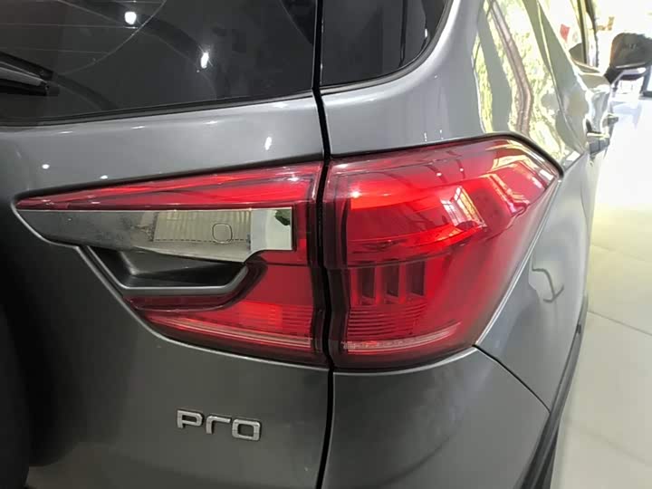 BYD Yuan Pro, 2023 — фото 8 из 9