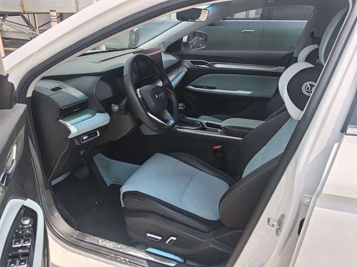 Geely Emgrand L, 2022 — фото 4 из 9