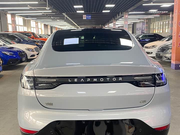 Leapmotor C01, 2022 — фото 6 из 9
