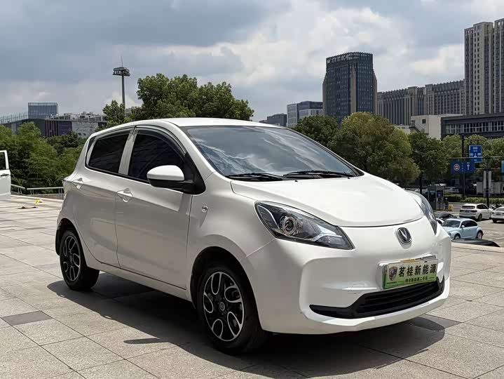 Changan BenBen E-Star, 2022 — фото 2 из 9