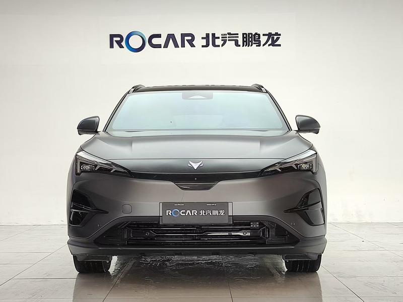 BAIC Arcfox Alpha T5, 2023 — фото 2 из 12