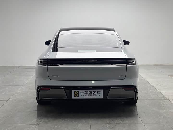 Geely Galaxy E8, 2024 — фото 5 из 9