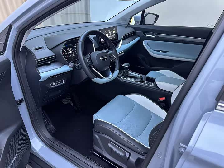 Geely Emgrand GS, 2022 — фото 7 из 9