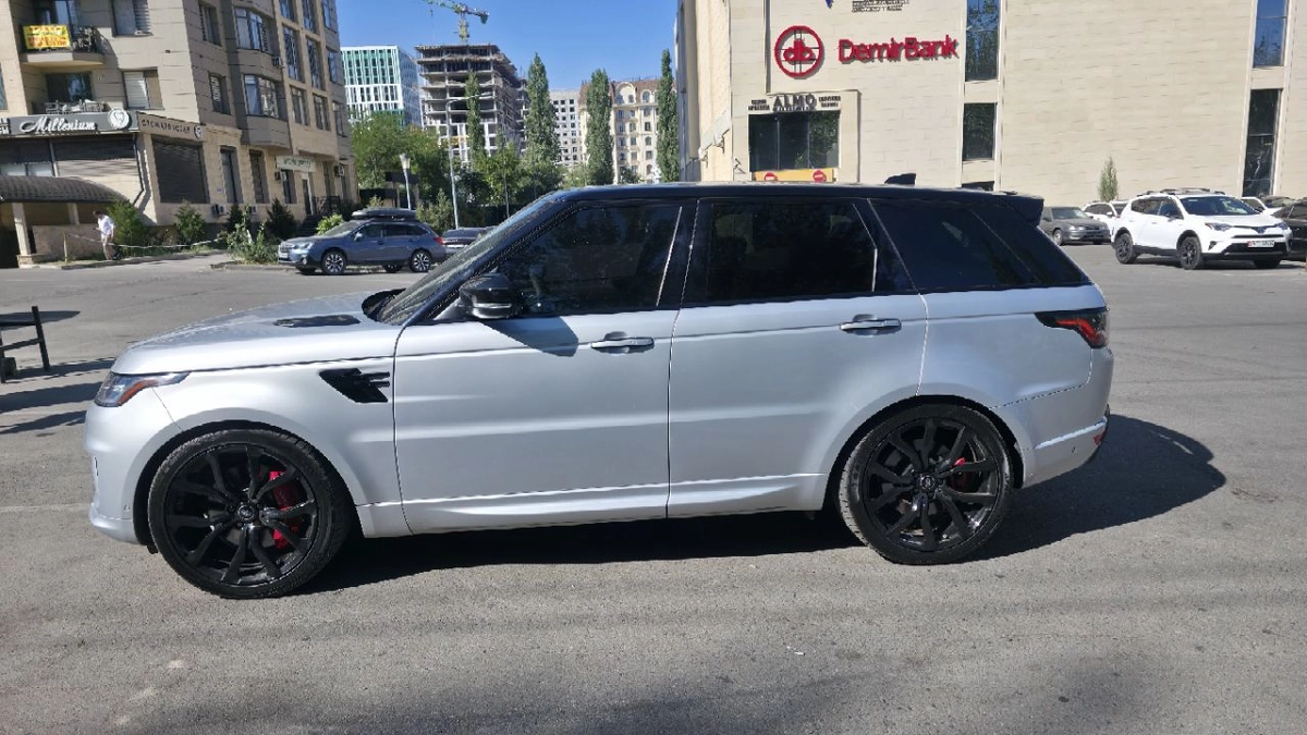Land Rover Range Rover Sport, 2021 — фото 7 из 12