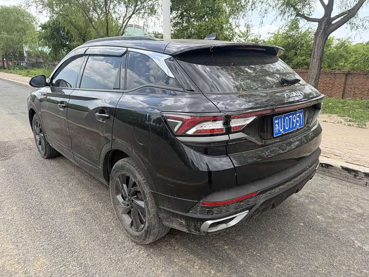Dongfeng Aeolus AX7, 2022 — фото 6 из 9