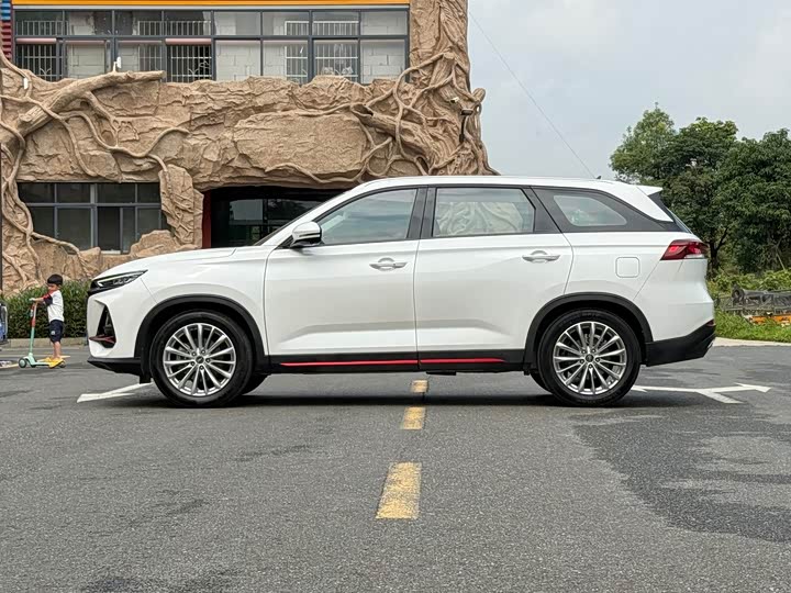 Changan Oshan X7 Plus, 2022 — фото 5 из 9