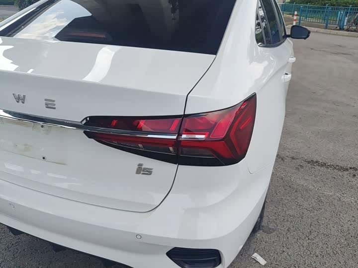 Roewe i5, 2023 — фото 8 из 9